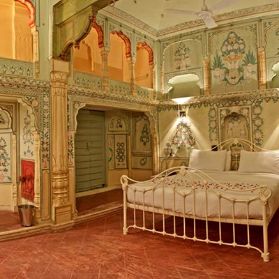 Vivaana Cultural Hotel - Sympathetically restored haveli Shakawati region