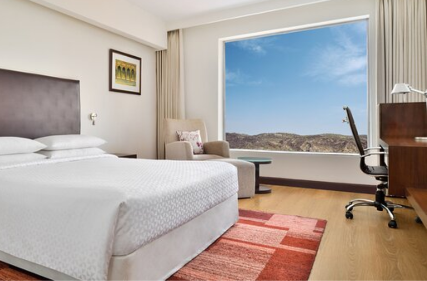 4 Star Business Class Hotel Four Points by Sheraton Jaipur
