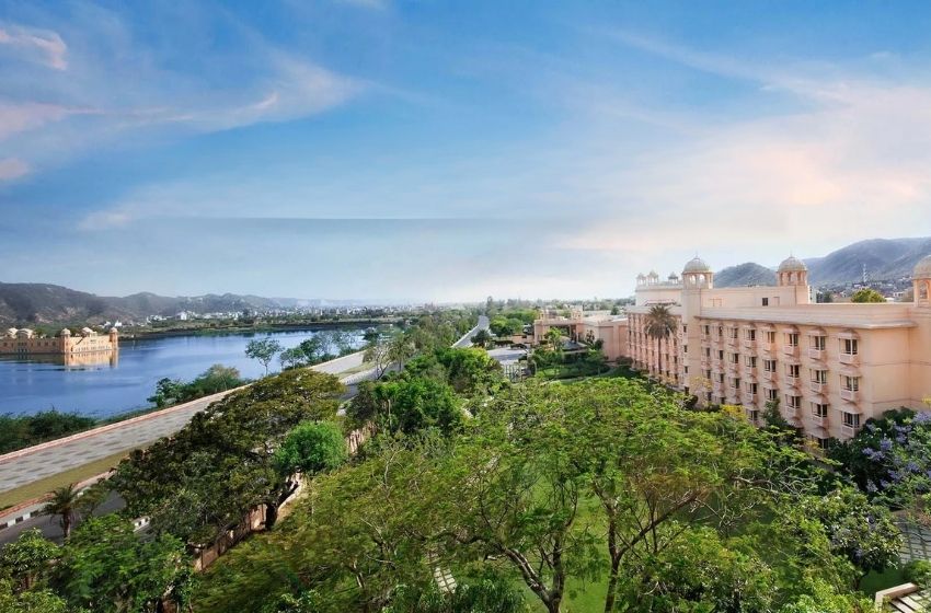 5 Star Hotel Trident Jaipur
