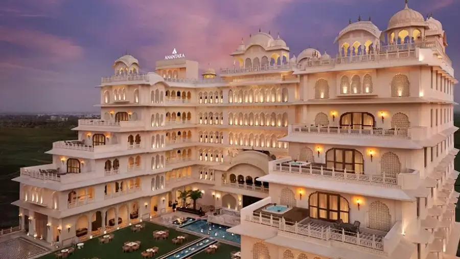 Most Luxurious Five-Star Hotels in Jaipur | Royal Palace Hotels
