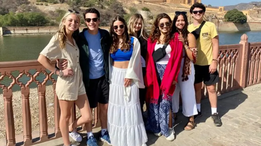 Group Tour Experience in India | Travel Together & Explore More