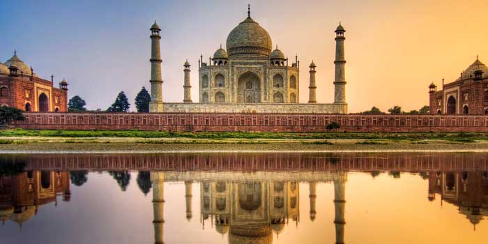 Monuments of Love: Taj Mahal and Other Romantic Getaways in Agra