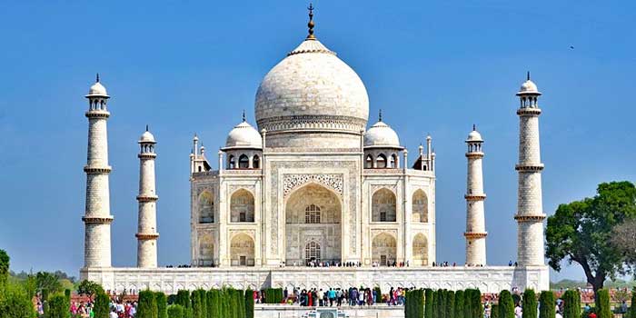 Places to visit in Agra