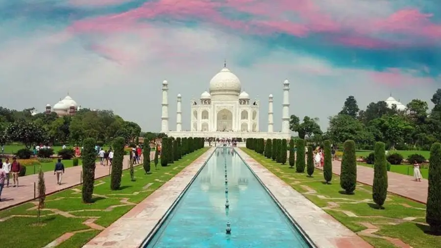 Delhi to Agra Taj Mahal Same Day Trip by Private Car – Cost & Booking Guide
