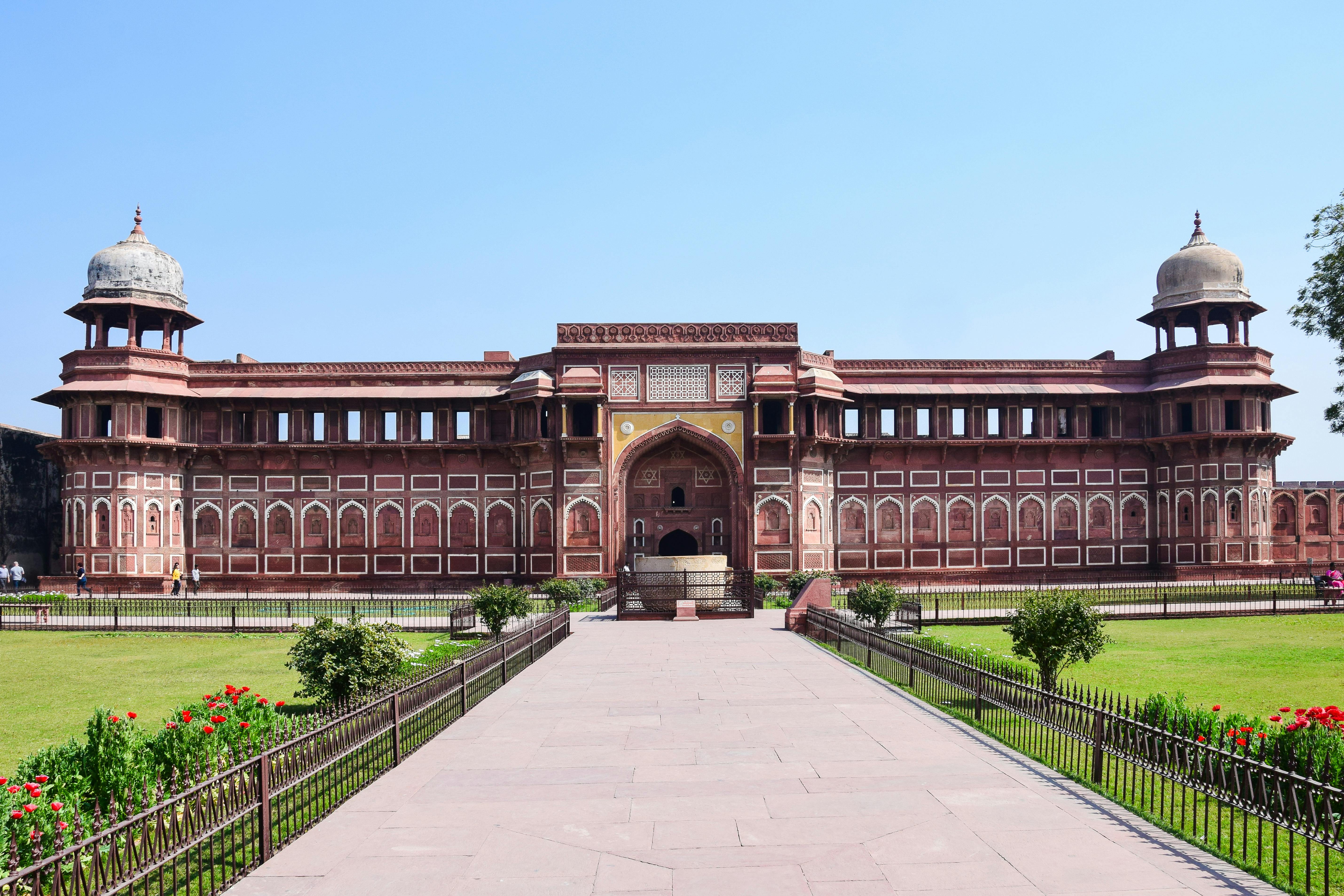 Taj Hotels Rajasthan Luxury Tour