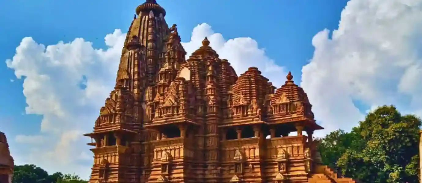 Golden Triangle Tour with Khajuraho & Orchha Package
