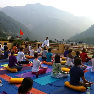 Indian Yoga & Meditation Tour Guide Haridwar